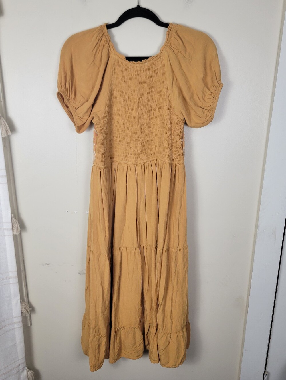 Baltic Born Embroidered Yellow Short Puff Sleeve Midi Dress - Picture 3 of 6